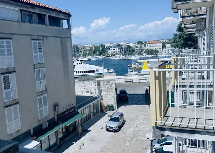Poljana Plankit Apartments